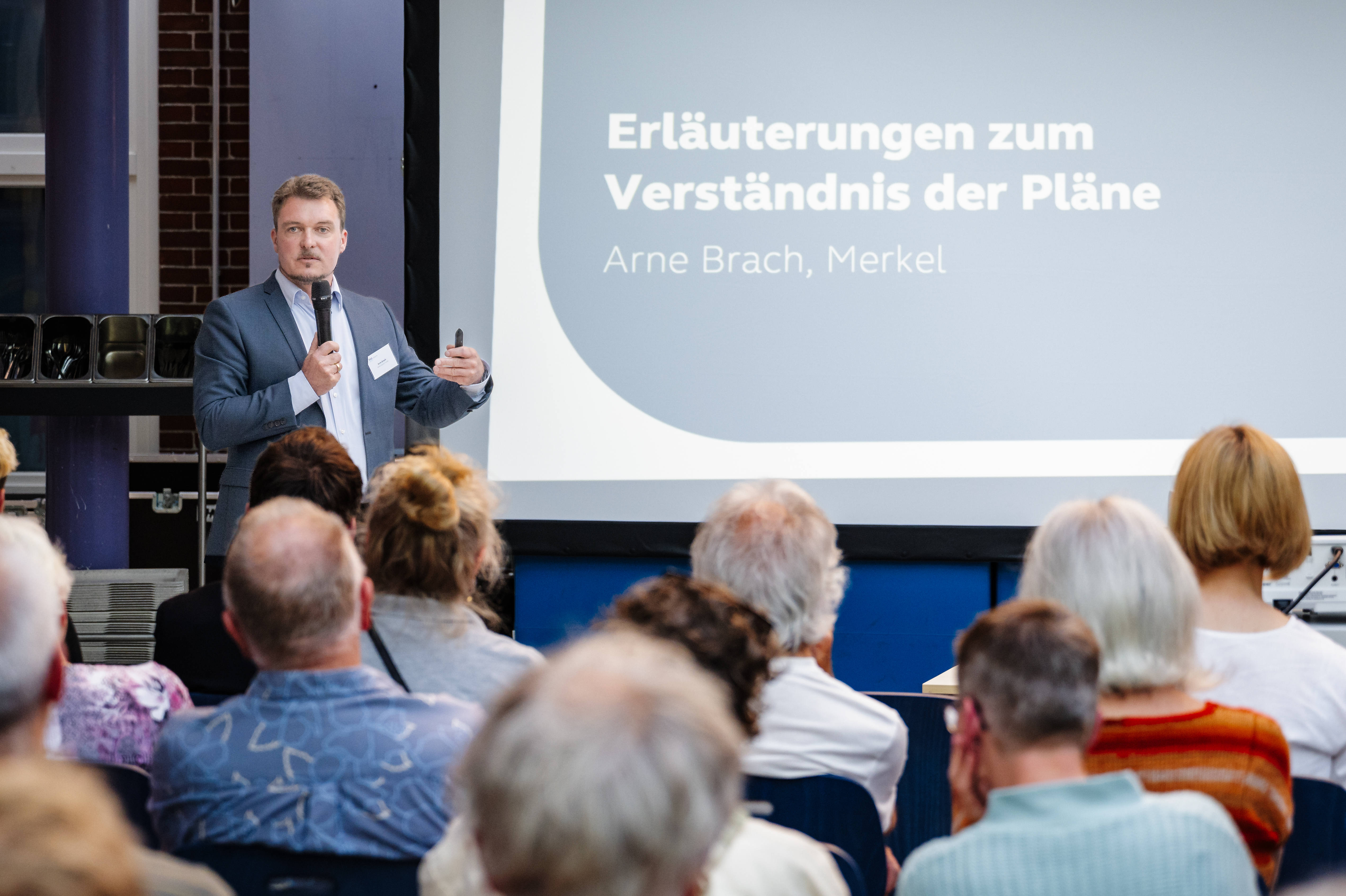 Beteiligungsveranstaltung in der Theodor-Storm-Gemeinschaftsschule für den Planungsabschnitt entlang der Schönberger Straße und Werftstraße